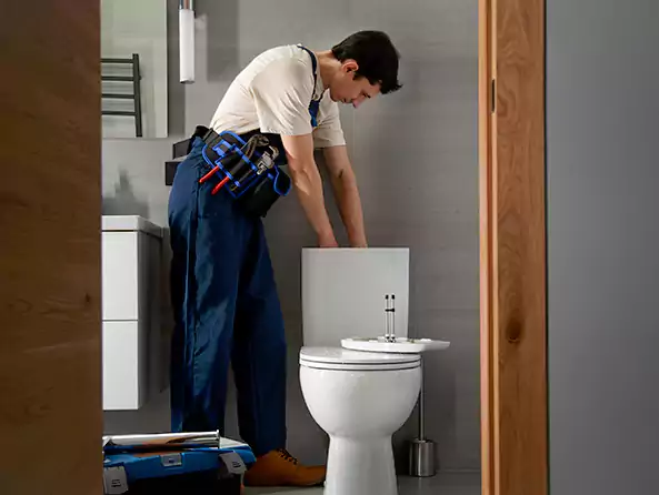 Why Choose Weymouth Plumbing Pros for Toilet Replacement in Weymouth, MA?