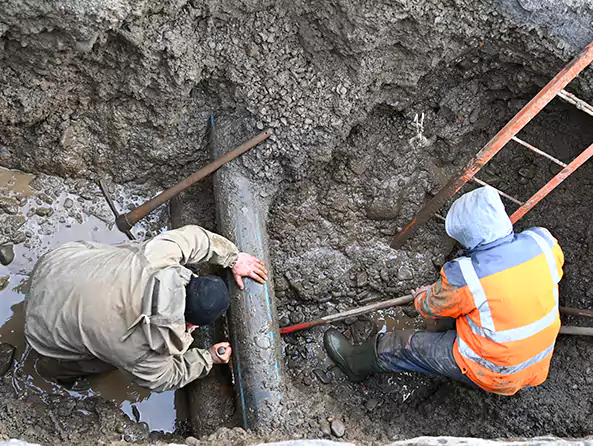 Why Choose Weymouth Plumbing Pros for Underground Pipe Repair in Weymouth?